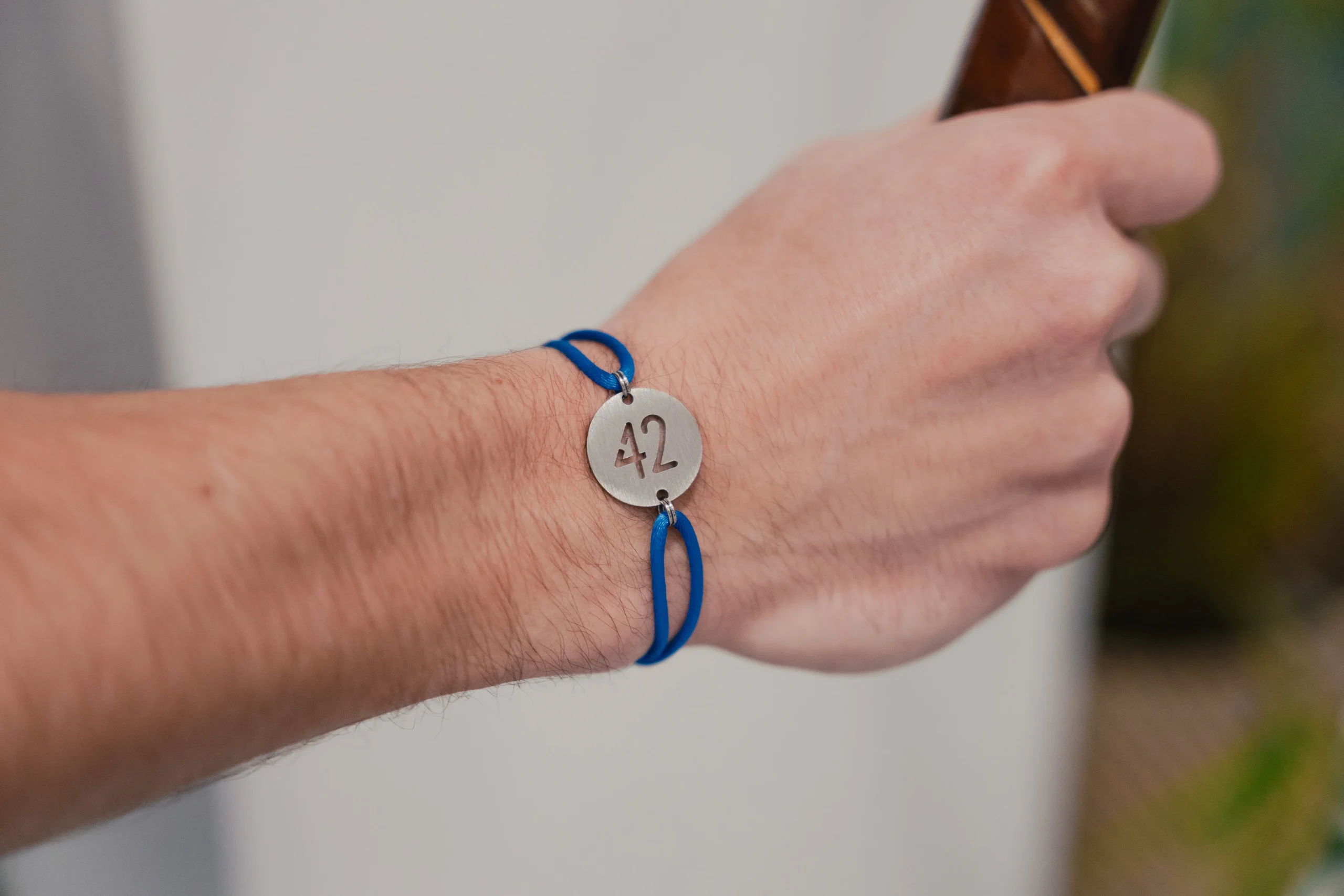 Bracelet 42 Inox Bleu Vif – Image 2