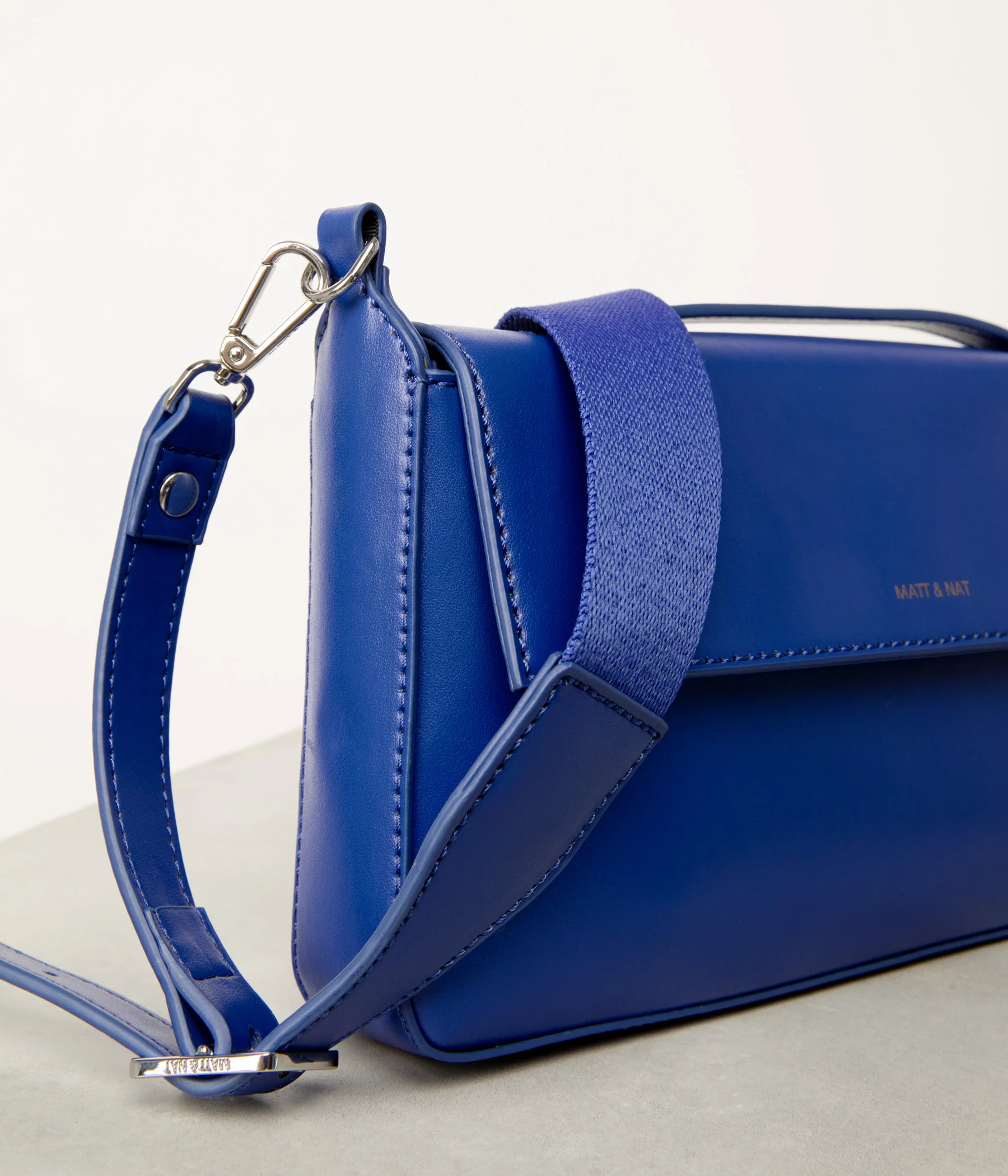 MONET Sac à bandoulière végétalien - UPPEAL™ – Image 9
