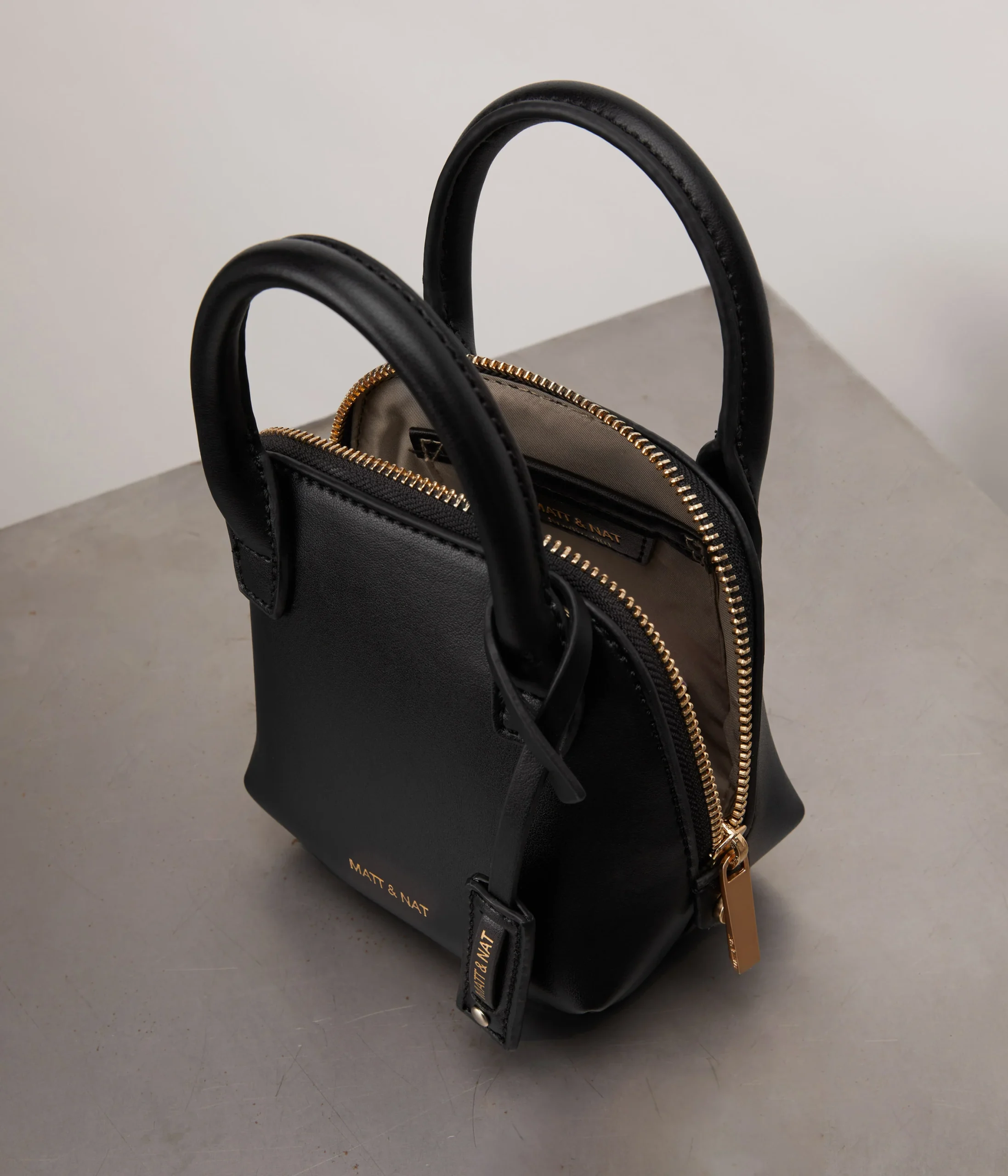 GESSI MICRO Sac à bandoulière végétalien - UPPEAL™ – Image 4