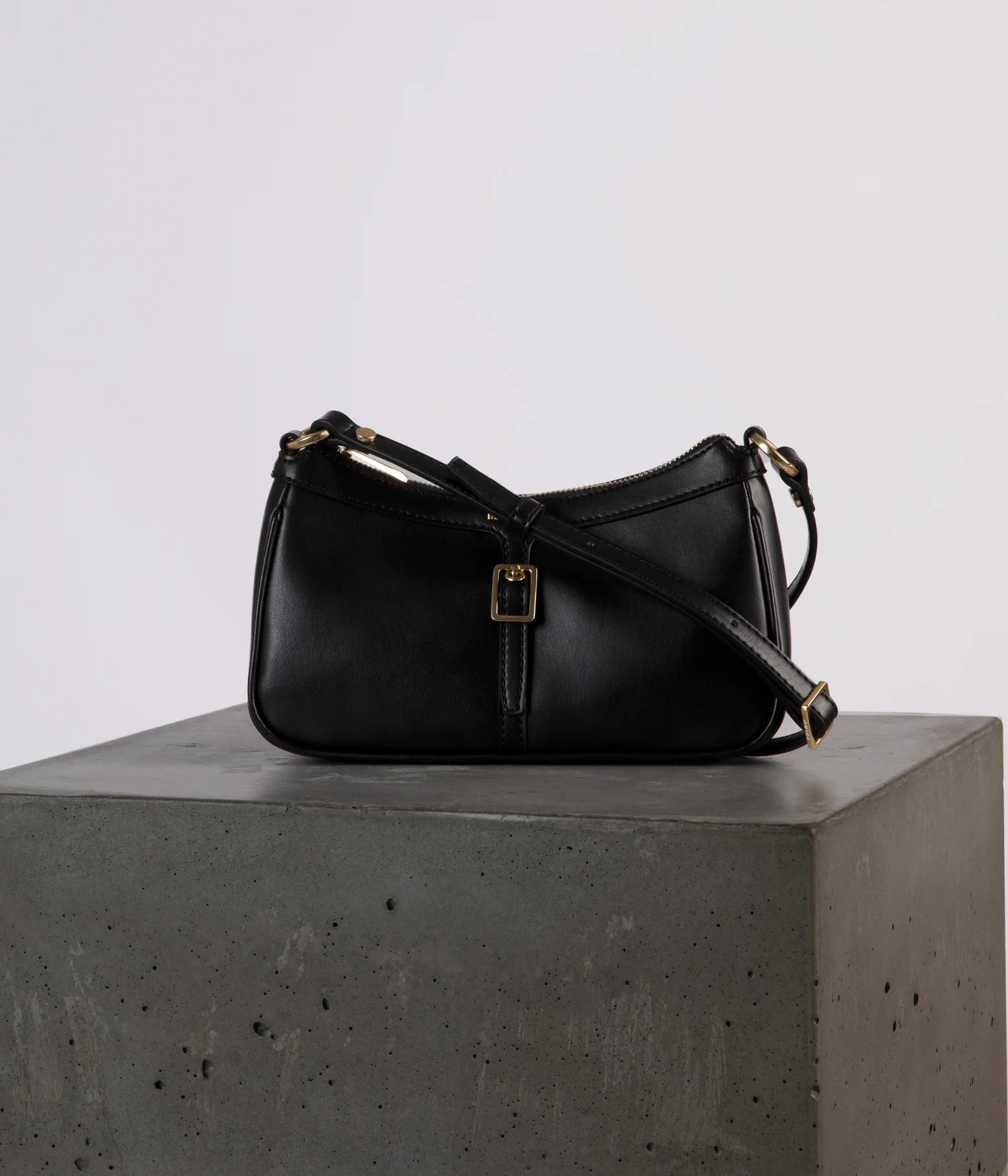 VERONA Sac à Bandoulière Végane – UPPEAL™