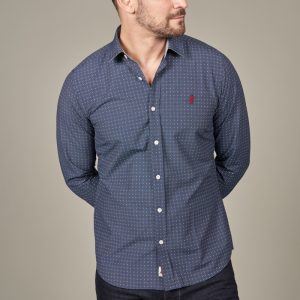 Chemise à motifs pointillés