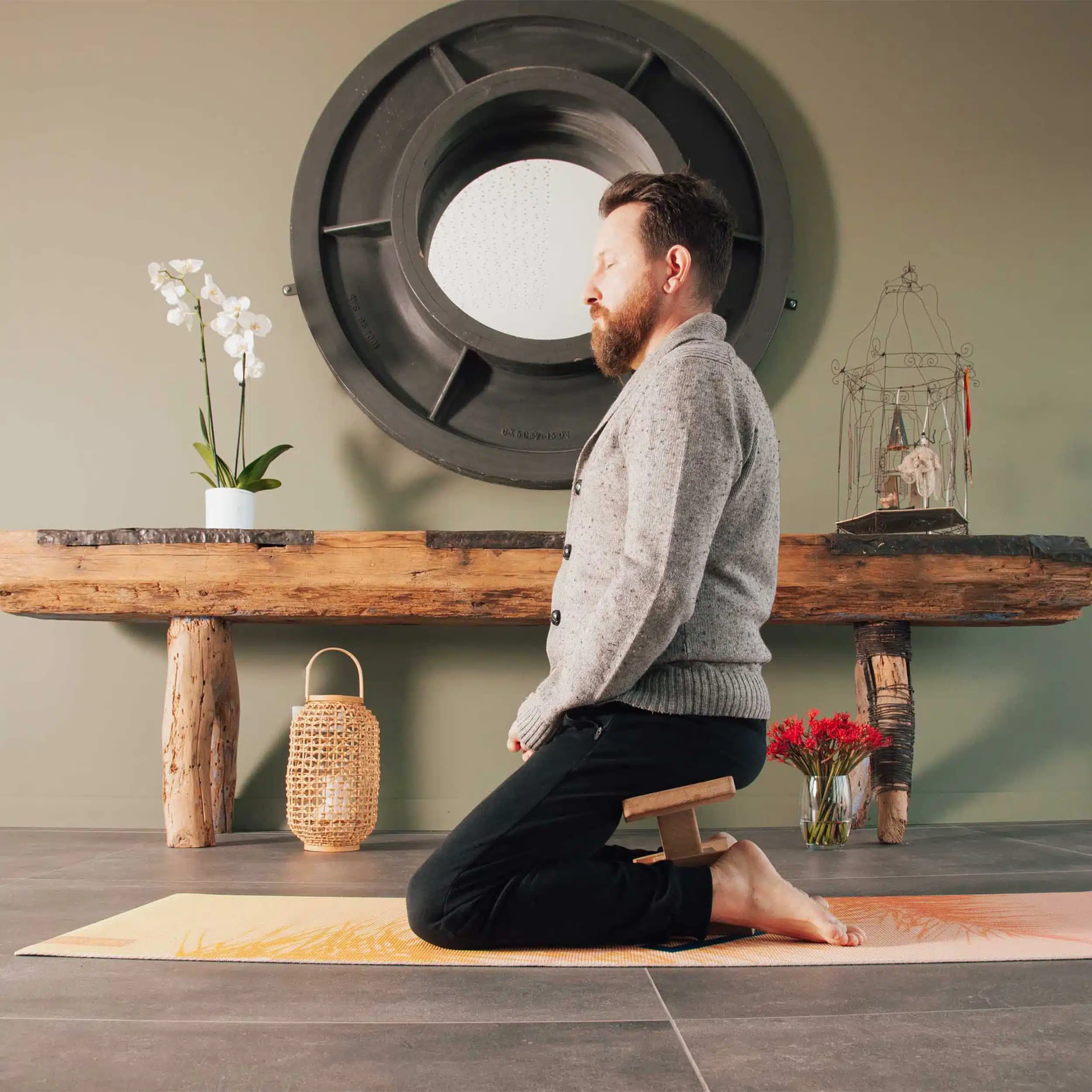 Banc de méditation en bois éco-conçu – Fabriqué en France – Hauteur ajustable – Image 3